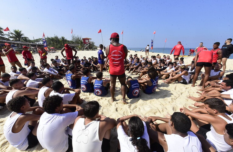 Defesa Civil inicia nova etapa do projeto Body Surf Salva