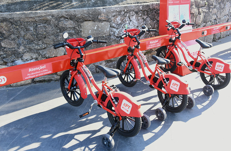 Maricá lança bicicletas vermelhinhas infantis