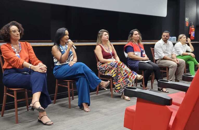 Sanemar participa de atividade do “Junho Violeta”