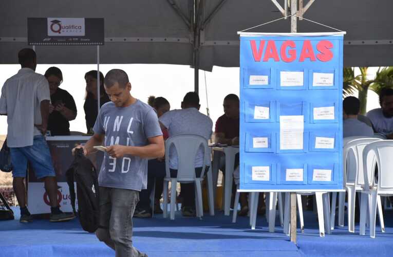 Casa do Trabalhador Itinerante oferece serviços neste fim de semana na praça central