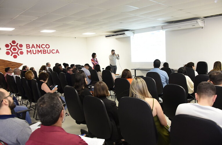 Plano Plurianual de Maricá é apresentado em reunião no Centro