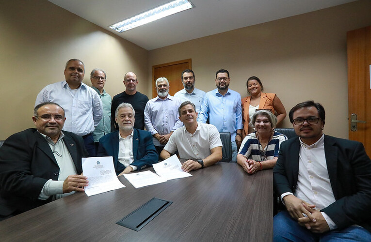 Maricá firma parceria para instalar campus de Engenharia da UFF