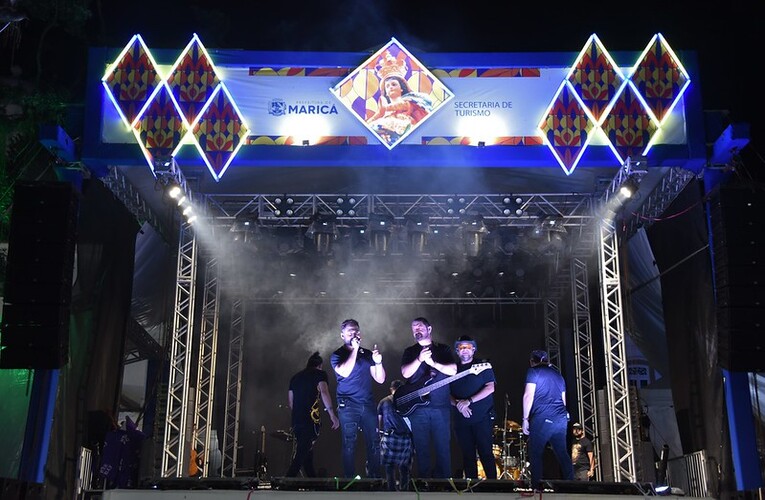 Comemoração à Nossa Senhora do Amparo atrai visitantes