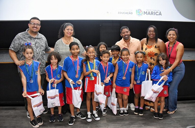 Educação de Maricá premia destaques em competições nacionais