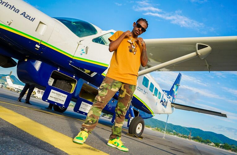 Voa Maricá é Homenageado em Música por Cantor Local