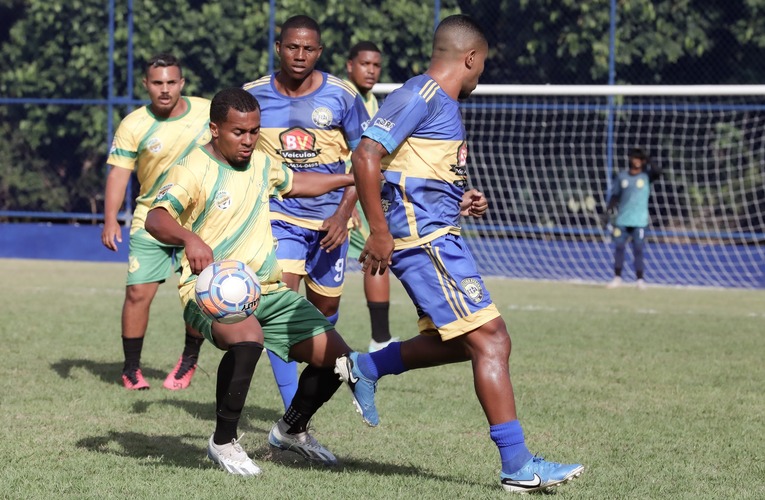 Goleadas marcam abertura da Taça Cidade de Maricá 2025