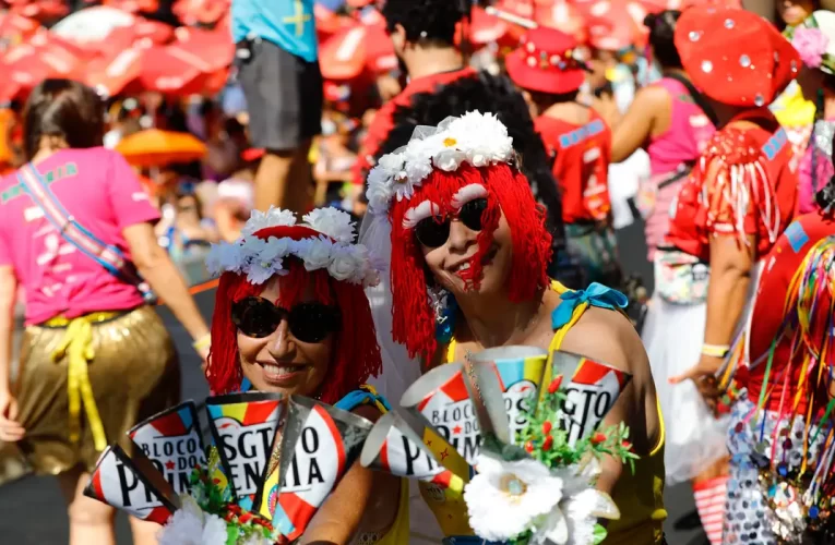 Carnaval 2025: confira os blocos de rua do Rio neste domingo