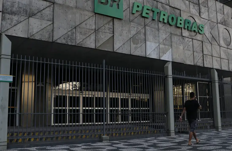 Petrobras conclui unidade exigida para licença da Margem Equatorial