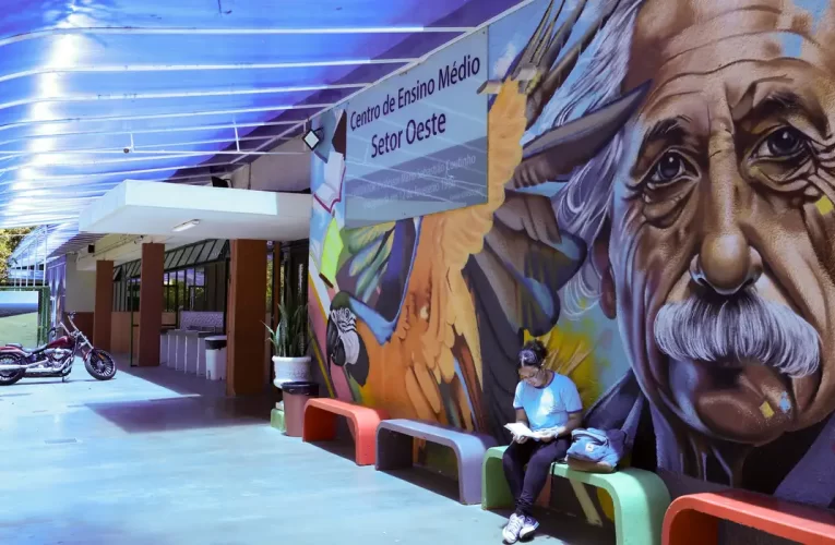 Pé-de-Meia paga parcela por frequência a nascidos em julho e agosto