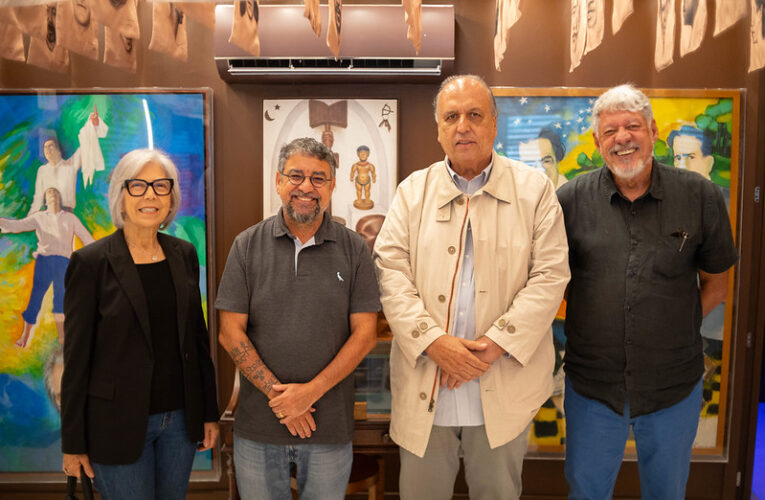 Prefeito de Piraí visita Maricá para conhecer políticas públicas e o Museu Casa Darcy Ribeiro