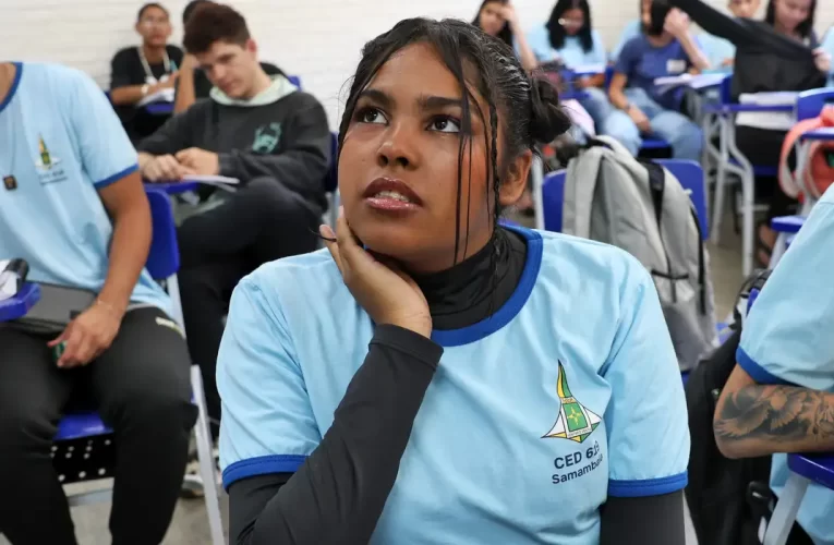 Pé-de-Meia: nascidos em setembro e outubro recebem parcela de R$ 200