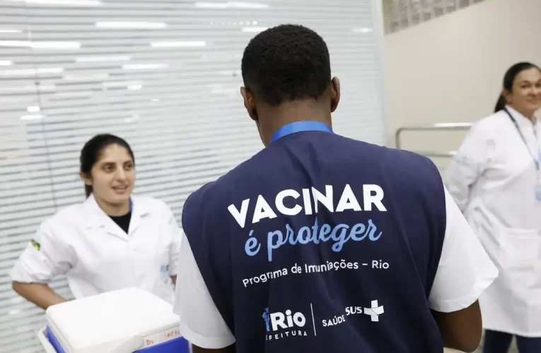 Com apenas 22% de cobertura, Rio começa vacinação volante contra gripe