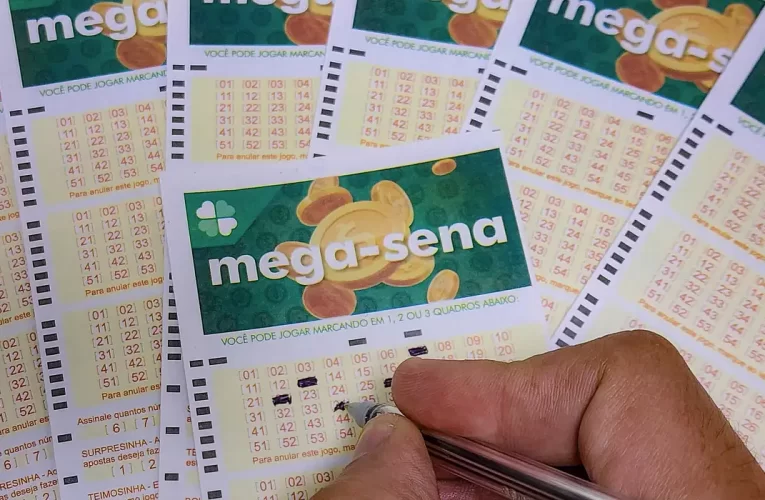 Mega-Sena acumula e prêmio principal vai para R$ 28 milhões