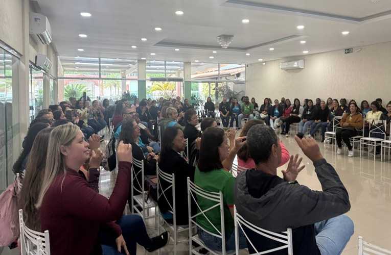 Agentes de saúde de Maricá recebem capacitação em Libras para acolher população surda