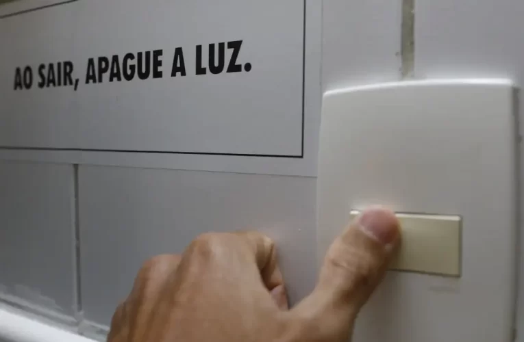 Nova tarifa social de energia elétrica passa a valer neste sábado