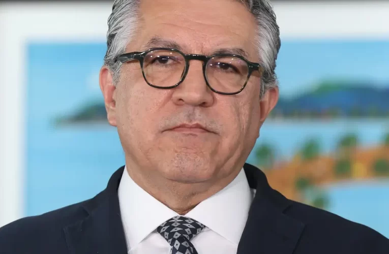 Padilha chama Trump de “inimigo da saúde” e critica sanção contra brasileiros do Mais Médicos