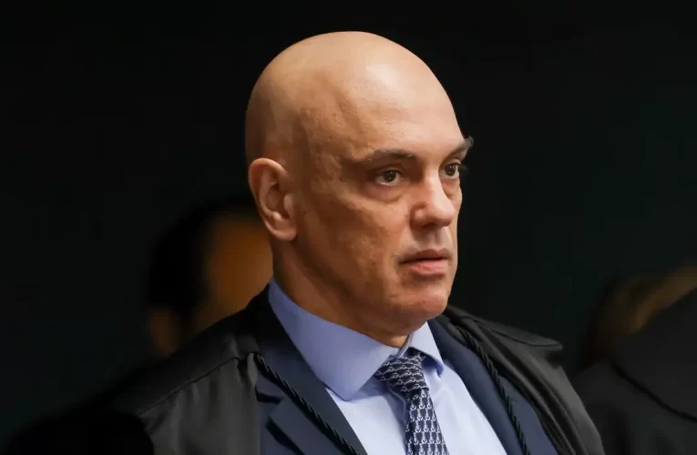 Moraes autoriza visitas de aliados a Bolsonaro durante prisão domiciliar