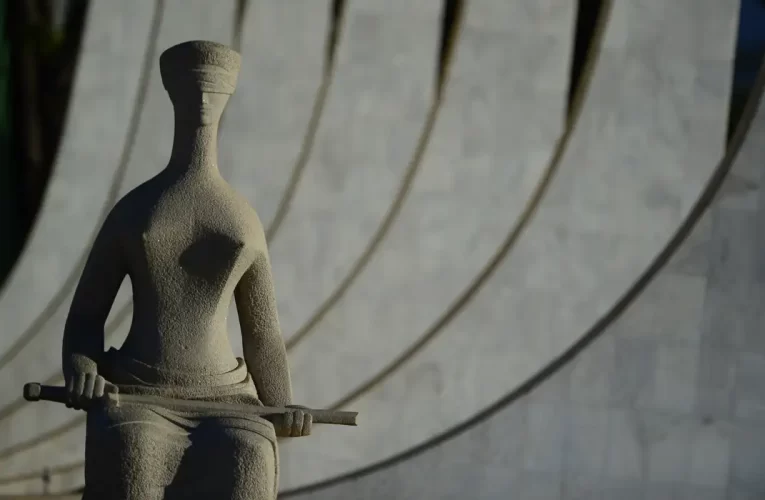 Moraes pede extradição de ex-assessor do TSE acusado de vazamentos