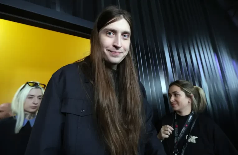 Polícia prende em Olinda suspeito de ameaçar influenciador Felca