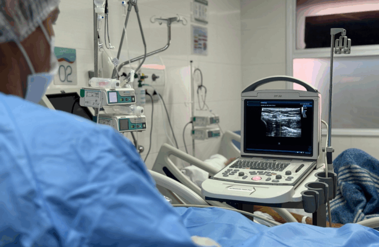 Hospital Che Guevara realiza primeiro cateter guiado por ultrassom em Maricá