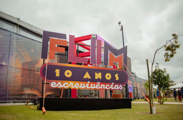 FLIM 2025 em Maricá: Zé de Abreu, Clóvis de Barros e Paulo Miklos no segundo dia