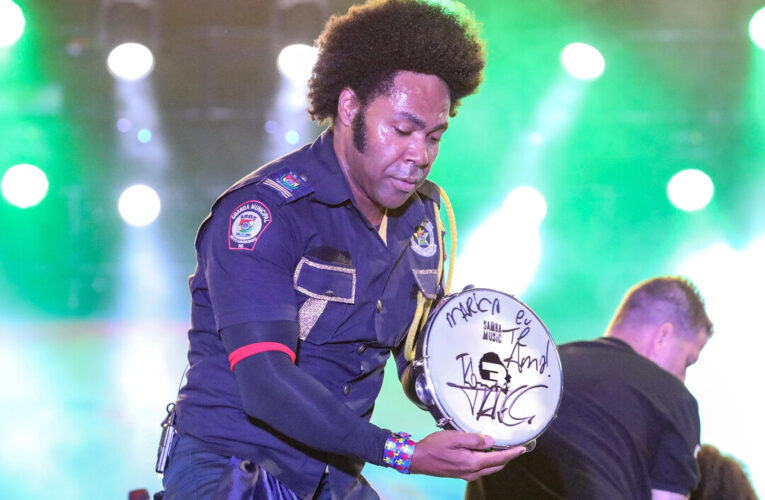 Marcha para Jesus em Maricá reúne multidão com Cassiane e Thalles Roberto