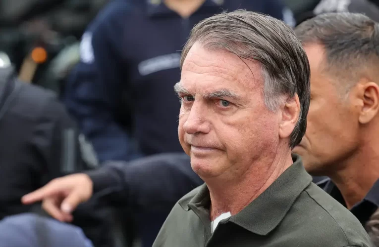 Bolsonaro tem até esta segunda para recorrer de condenação no STF