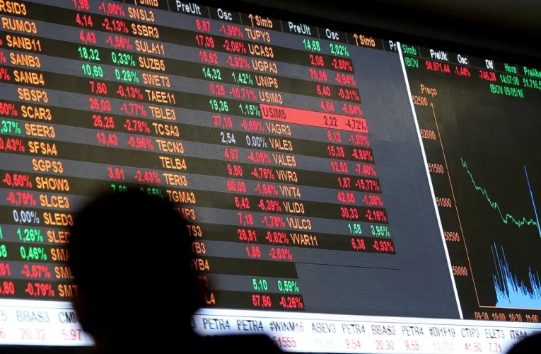 Bolsa bate recorde e dólar cai após reunião entre Lula e Trump