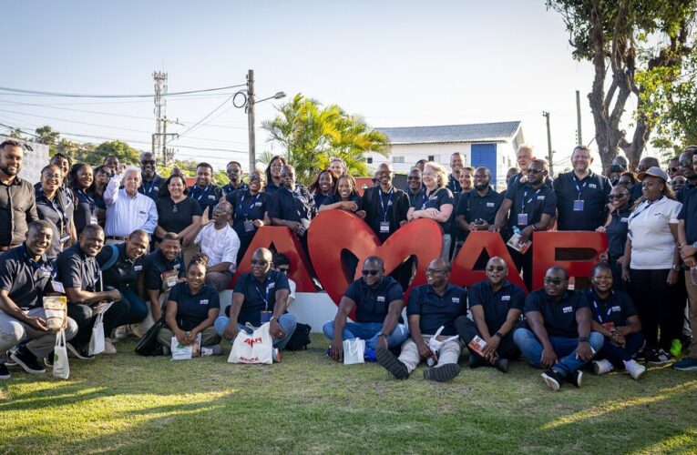 Delegação africana visita Maricá para conhecer Tarifa Zero e Moeda Social Mumbuca