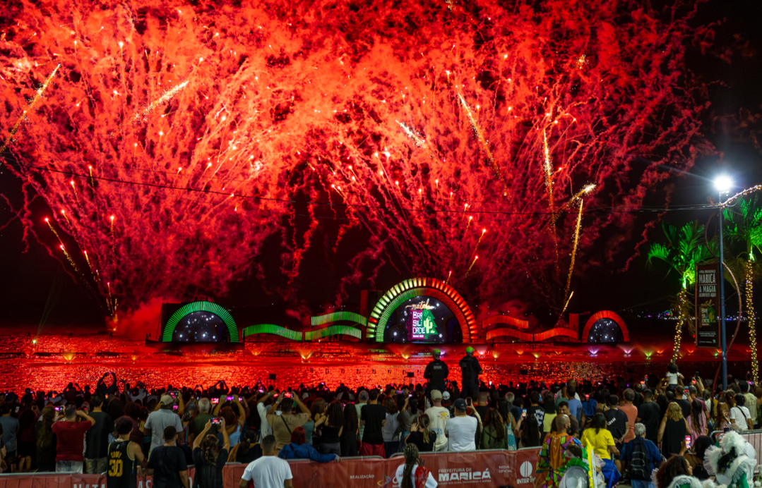 natal brasilidade, maricá, evento natalino, parada iluminada, águas dançantes, parque nanci, araçatiba