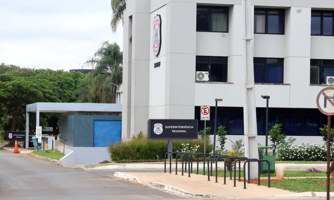 STF, prisão, trama golpista, Jair Bolsonaro, Alexandre de Moraes, condenação, Polícia Federal, Vila Militar, Papuda