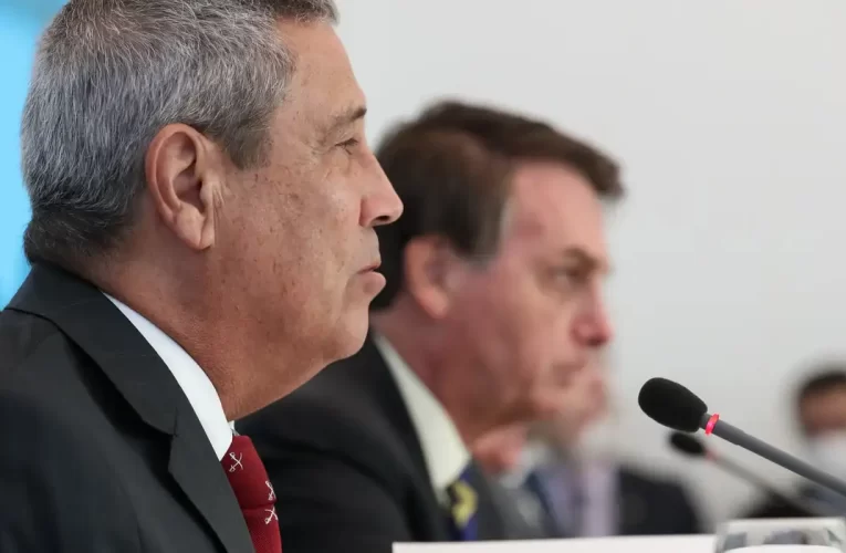 Moraes mantém prisão de Braga Netto