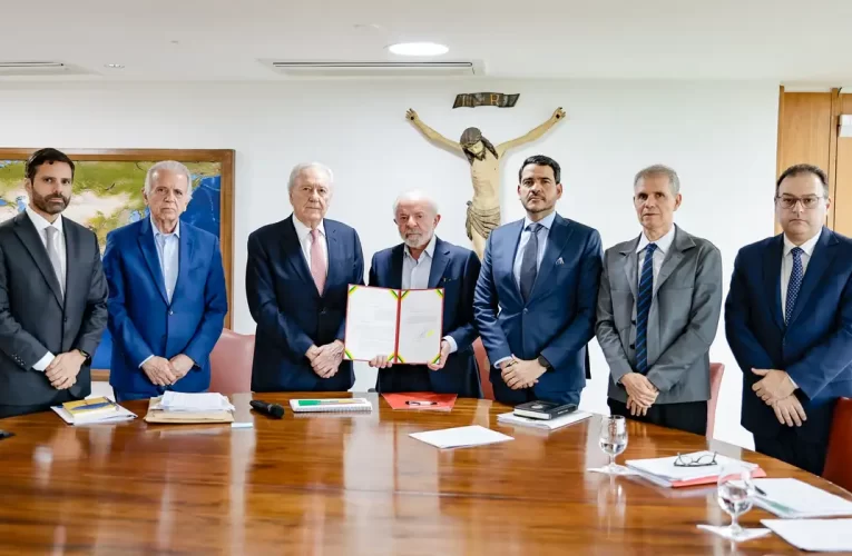 Lula assina Projeto de lei Antifacção e envia ao Congresso