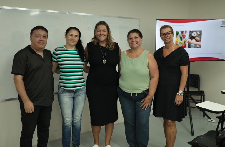 Prefeitura de Maricá promove atualização em manipulação de alimentos para profissionais que atuam em comércios