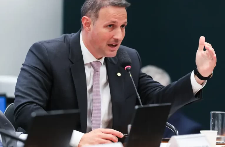 Motta anuncia Derrite como relator do projeto antifacção