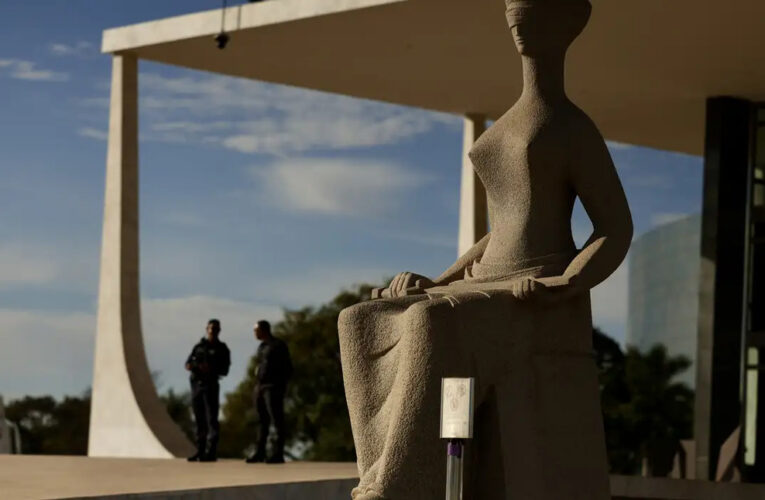 STF determina execução das penas de Bolsonaro e demais réus do Núcleo 1