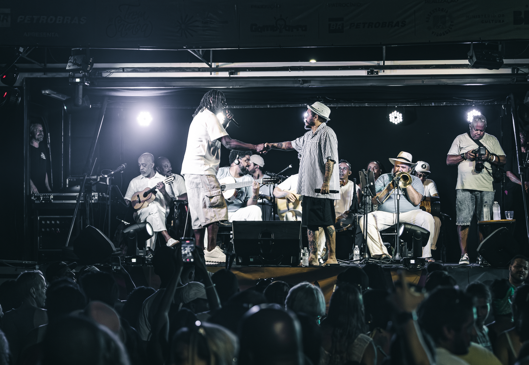 Marcelo D2 e Marcelinho Moreira homenageiam Arlindo Cruz em Maricá