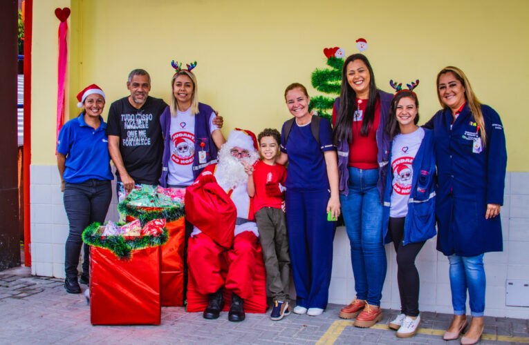Ação de Natal leva acolhimento a crianças internadas no Hospital Conde Modesto Leal