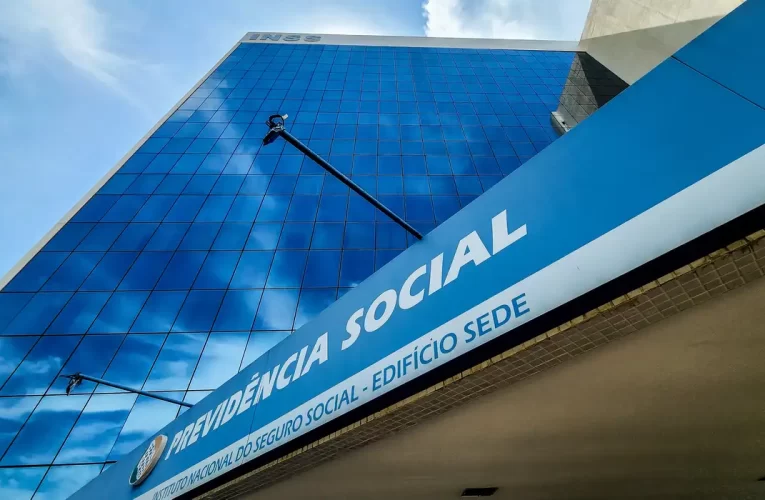 INSS inicia pagamento de benefícios de janeiro nesta segunda-feira
