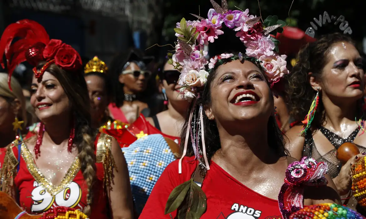 carnaval de rua, carnaval do rio, blocos de carnaval, riotur, carnaval 2026, folia no rio, turismo no rio