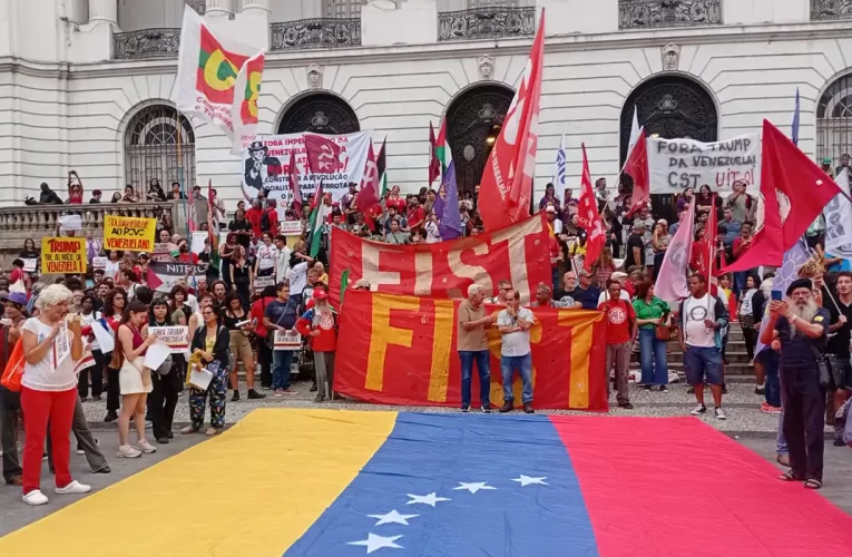 Cinelândia tem protesto contra sequestro de Nicolás Maduro