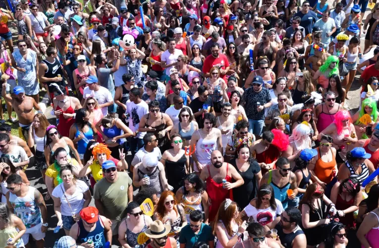 Veja dicas para curtir o carnaval com segurança e alegria