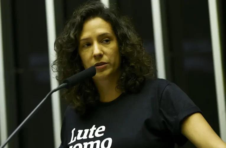 Justiça do Rio condena assassinos de Marielle Franco a indenizar viúva