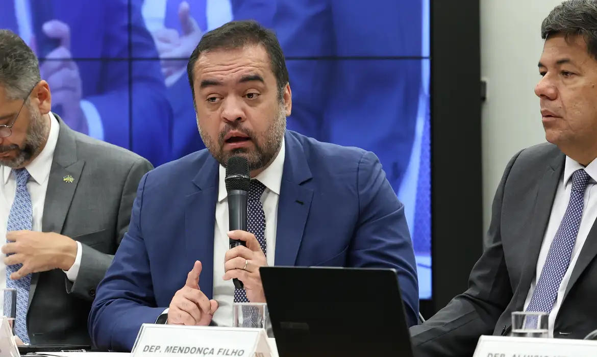 Cláudio Castro, TSE, cassação de mandato, eleições 2022, política do Rio de Janeiro, Marcelo Freixo, TRE-RJ, Ceperj, Uerj, Ministério Público Eleitoral