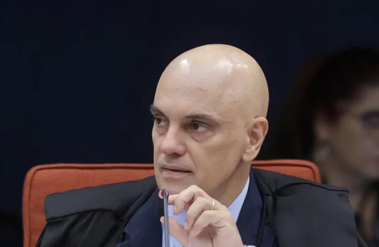 Moraes nega visita de assessor de Trump a Bolsonaro na Papudinha