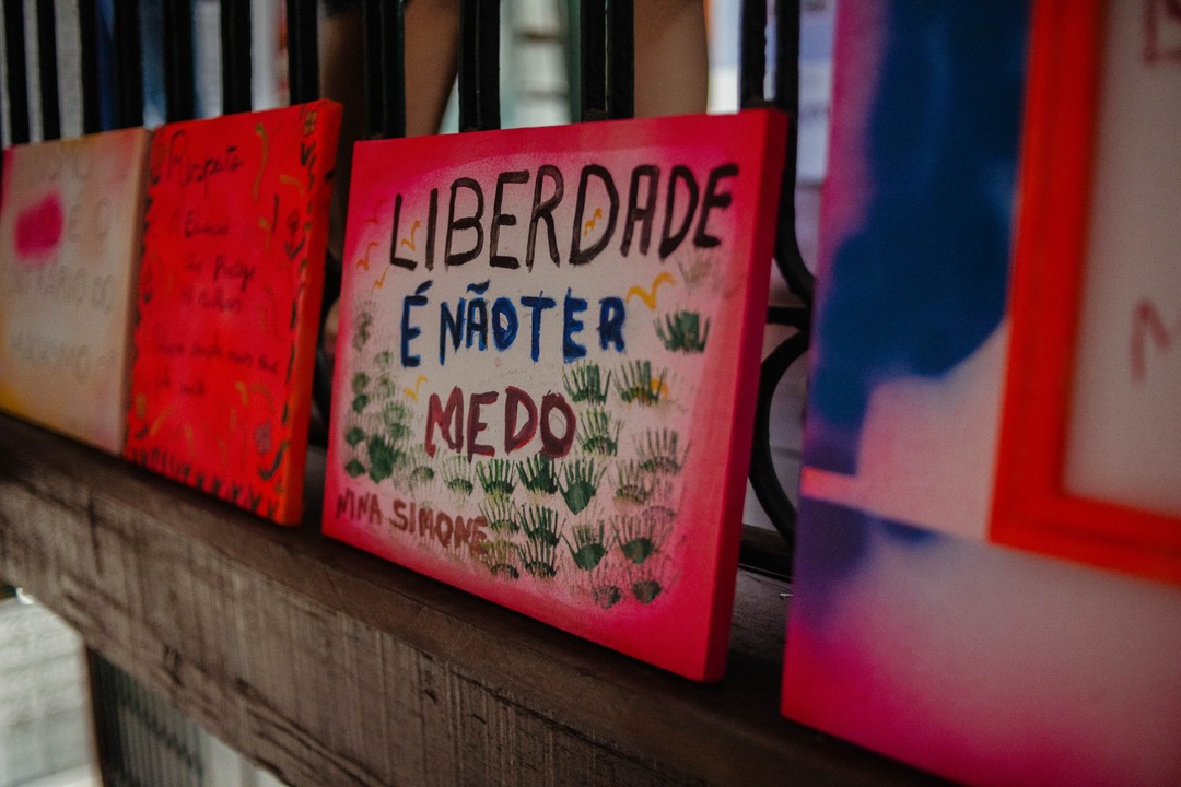 Maricá, exposição Mulheres em Pauta, Casa de Cultura de Maricá, Secretaria de Cultura e das Utopias, Giro Cultural, Dia Internacional da Mulher, arte feminina, protagonismo feminino, cultura em Maricá