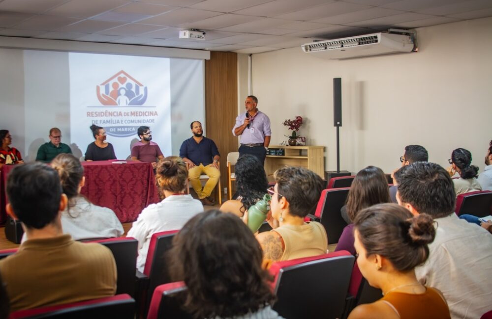 Maricá, residência médica, saúde pública, atenção básica, médicos residentes, Secretaria de Saúde de Maricá, Unidades de Saúde da Família