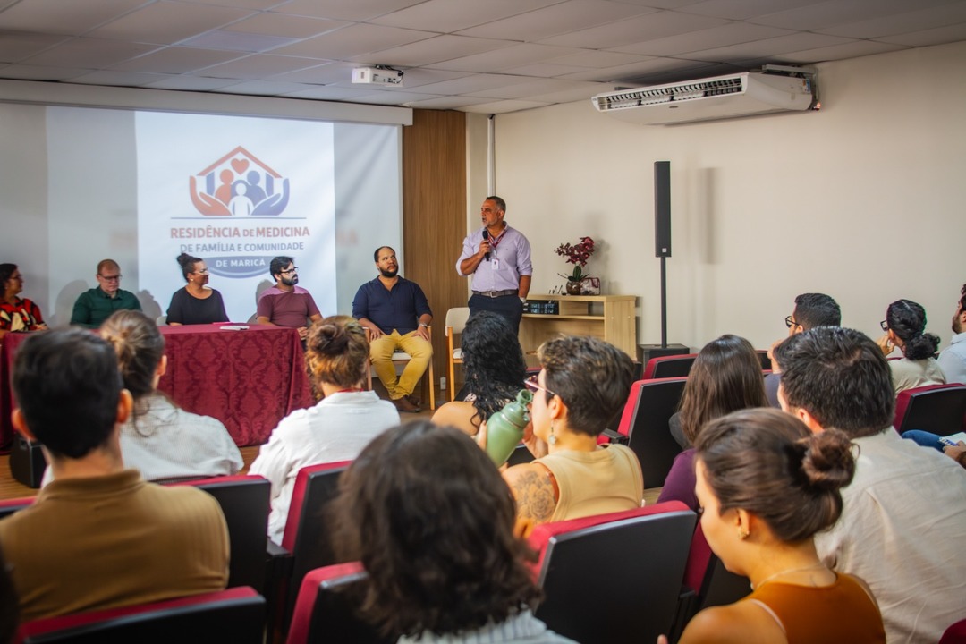 Maricá, residência médica, saúde pública, atenção básica, médicos residentes, Secretaria de Saúde de Maricá, Unidades de Saúde da Família