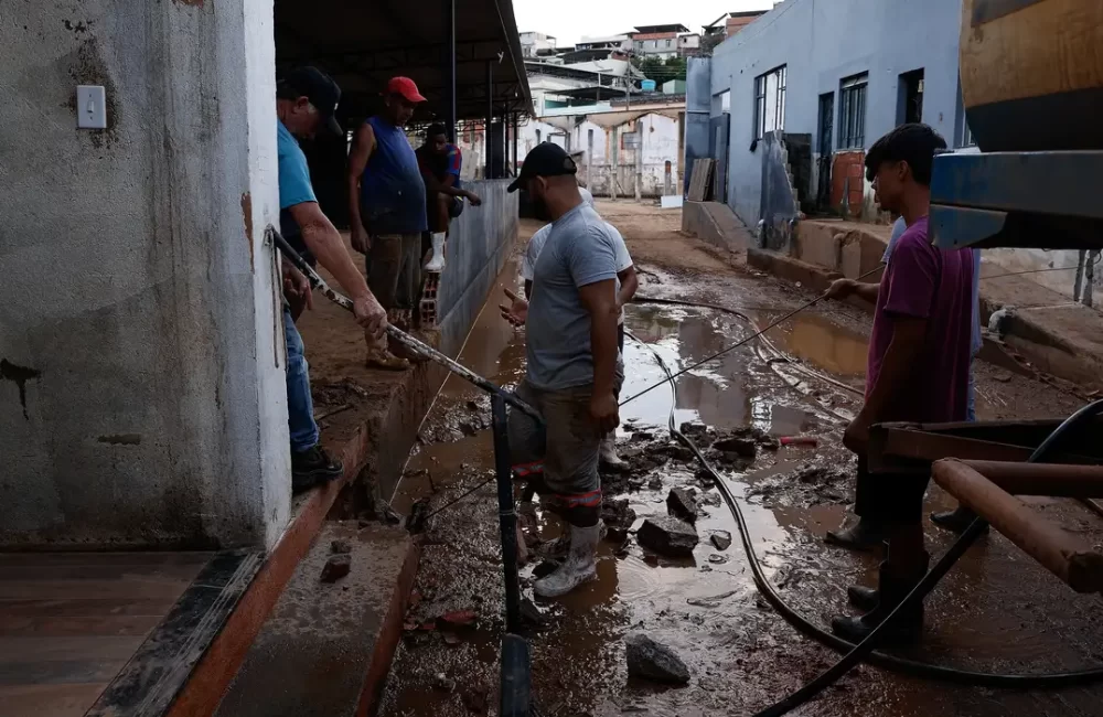 Ministério da Integração e do Desenvolvimento Regional, Diário Oficial da União, Minas Gerais, Rio de Janeiro, São Paulo, chuvas intensas, situação de emergência, desastres naturais, recursos federais, S2iD