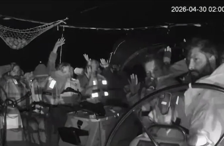 Israel intercepta flotilha com brasileiros a caminho de Gaza